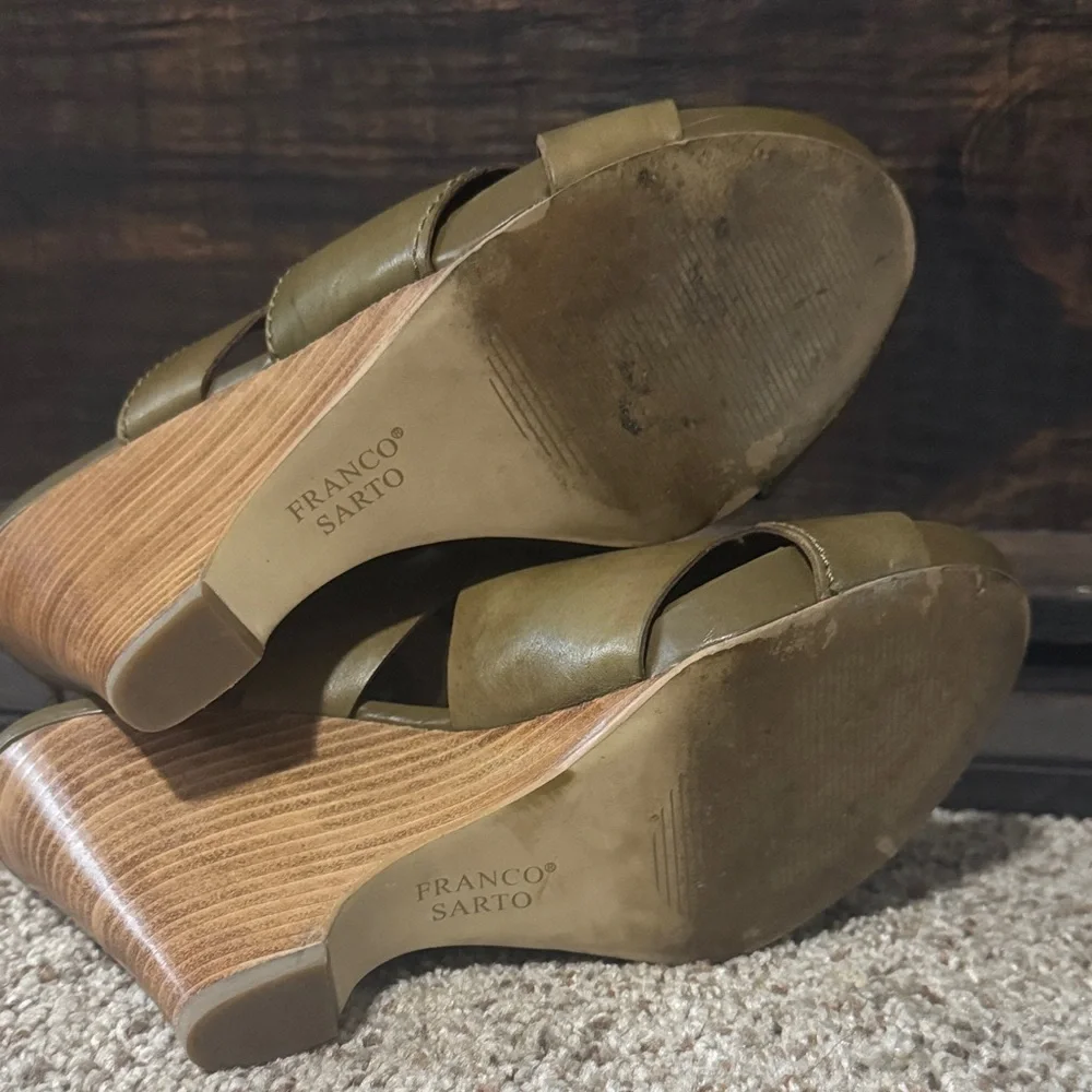 Franco Sarto Olive Green Wedge Sandals - Picture 7 of 9